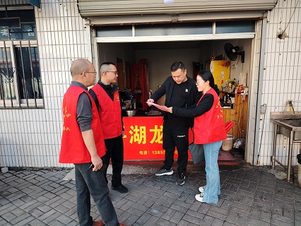 黄山区总工会：全心全意帮扶救助 用心用情服务职工